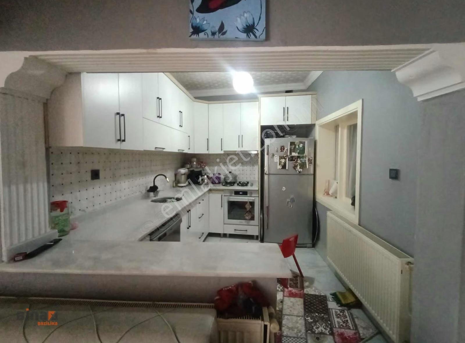 Şehrin Merkezinde Satılık Bahçeli Müstakil Ev - Görsel 13