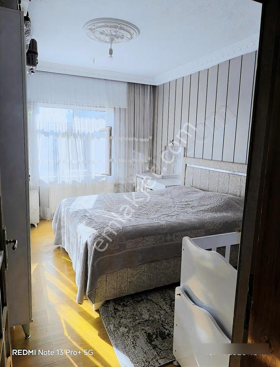 Odak'tan Tavşanlı Şehir Merkezinde 3 Cepheli 2+1 Bakımlı Daire - Görsel 12