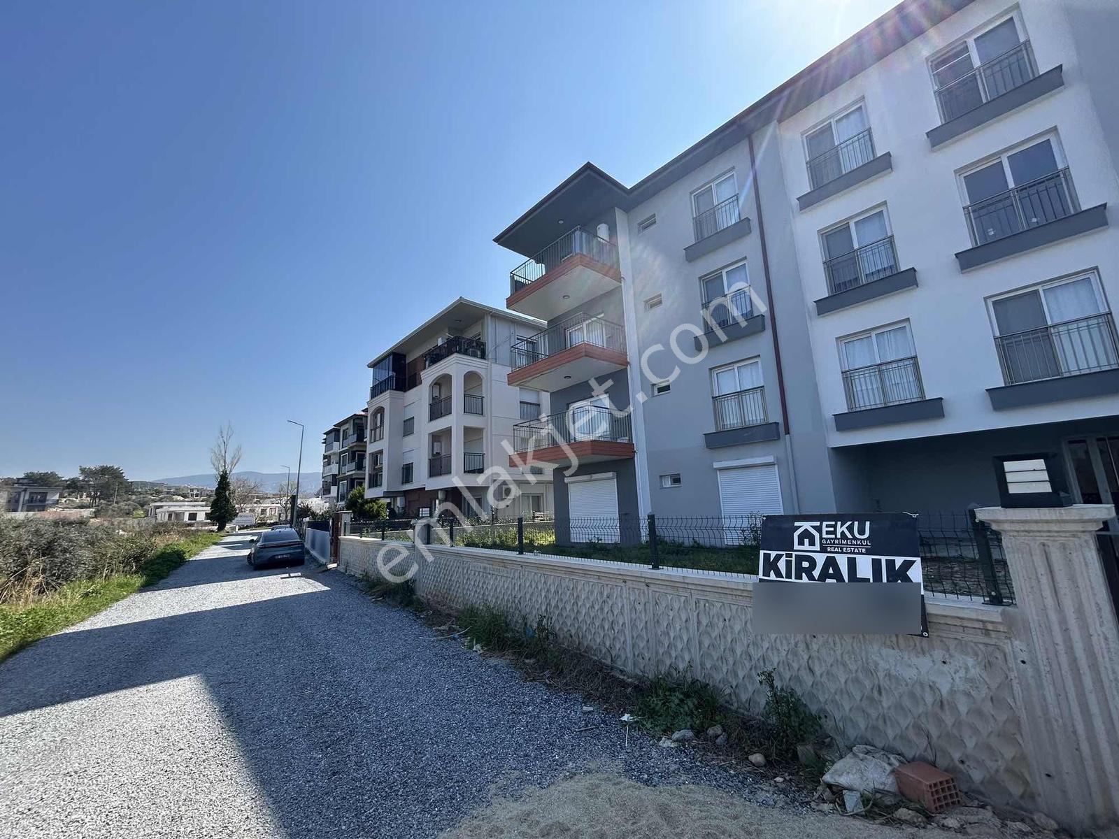 Kuşadası Davutlar'da Deniz Manzaralı Satılık 1+1 Daire - Görsel 7