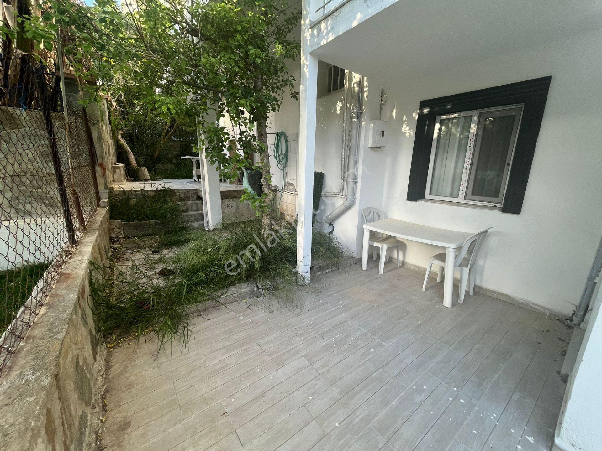 Asilden Ayıbalığında 2+1 Full Deniz Manzaralı Sezonluk Kiralık - Görsel 24
