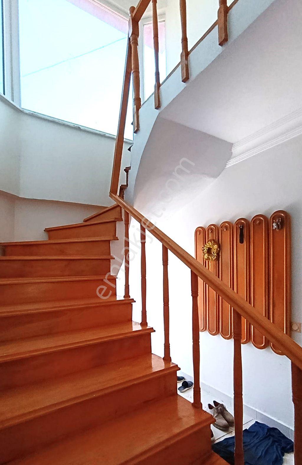 Engiz Tatil Köyünde 332 M2 Bahçe İçinde Sahile 4 Ncü Parsel100 M2 Dublex 4+1 Satılık Yazlık - Görsel 27