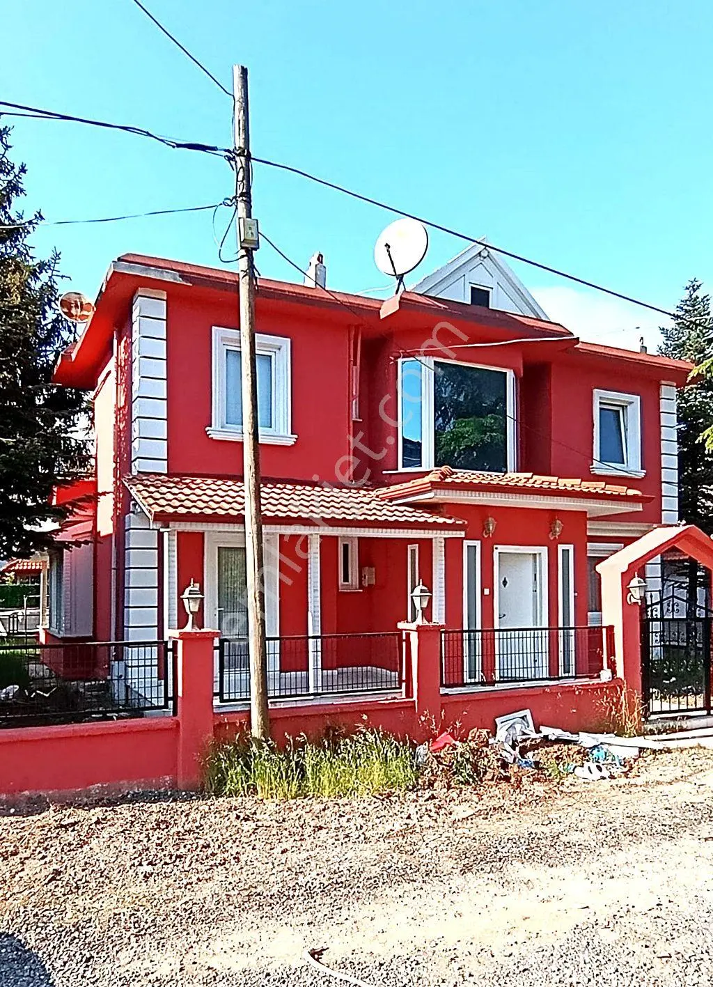 Engiz Tatil Köyünde 332 M2 Bahçe İçinde Sahile 4 Ncü Parsel100 M2 Dublex 4+1 Satılık Yazlık - Görsel 2