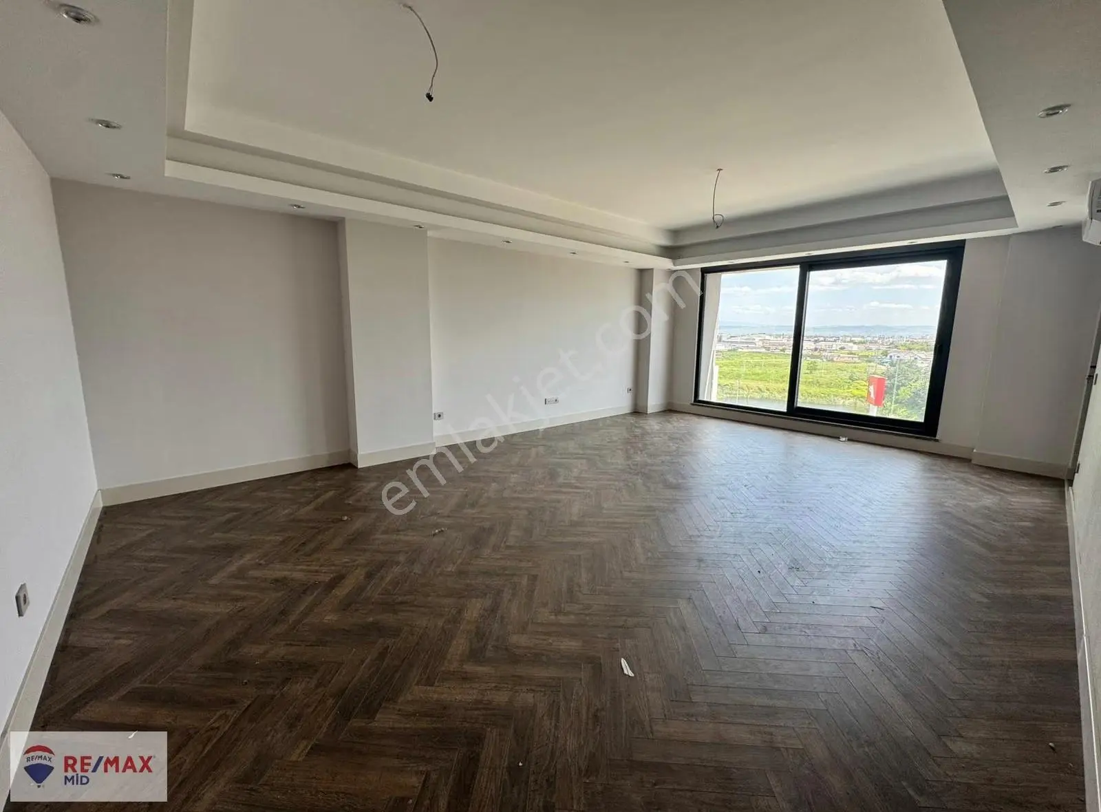 Remax Mıd'den E-resıdence Satılık 3+1 Daıre - Görsel 4