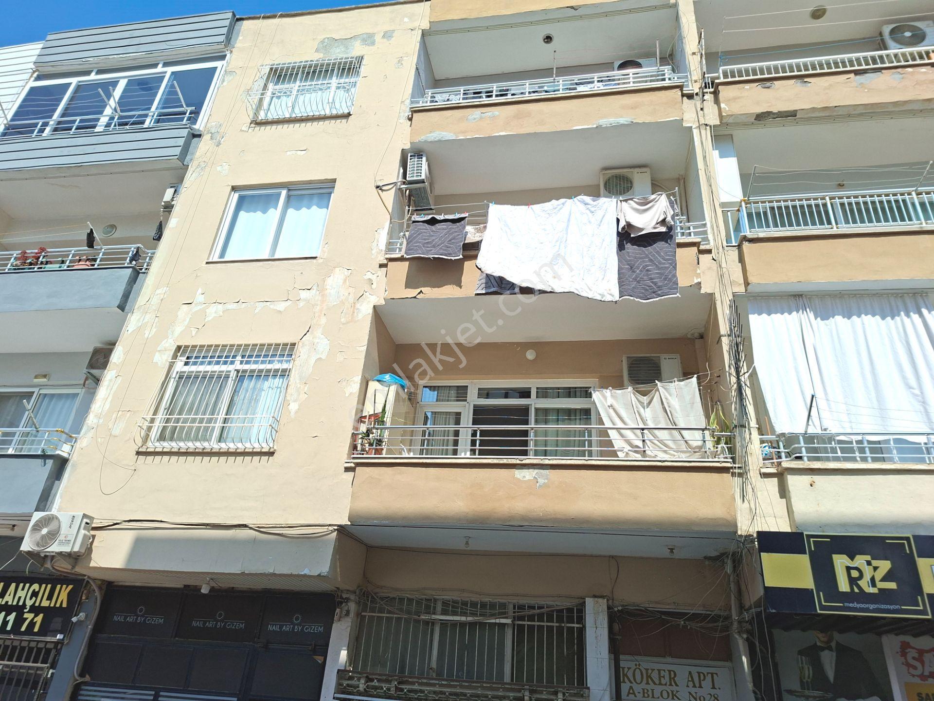 Hürriyet Mahallesinde Millet Parkı Karşısında Ara Kat Temiz Kiralık Daire