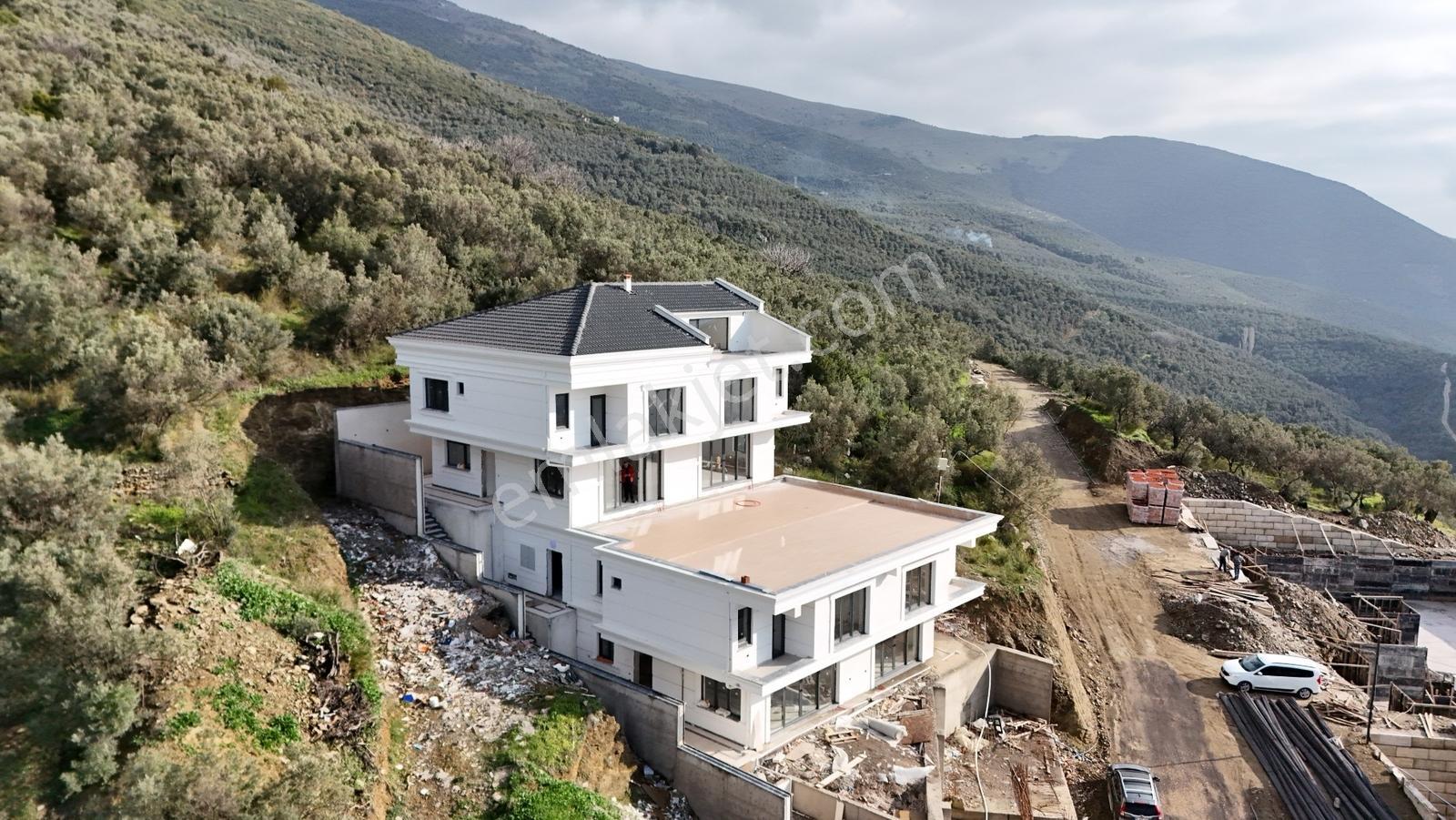 Özkandan Manastırda Özel Yapım Havuzlu Full Manzara Lüx Villalar - Görsel 31