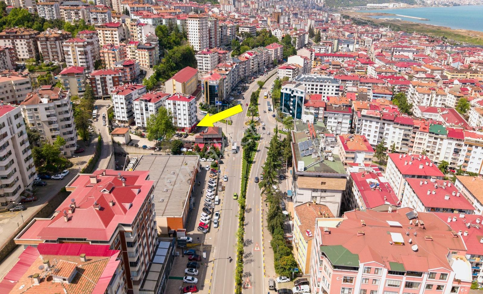 Trabzon Tanjant Yolu Üzerinde Satılık Prestijli İş Yeri - Görsel 2