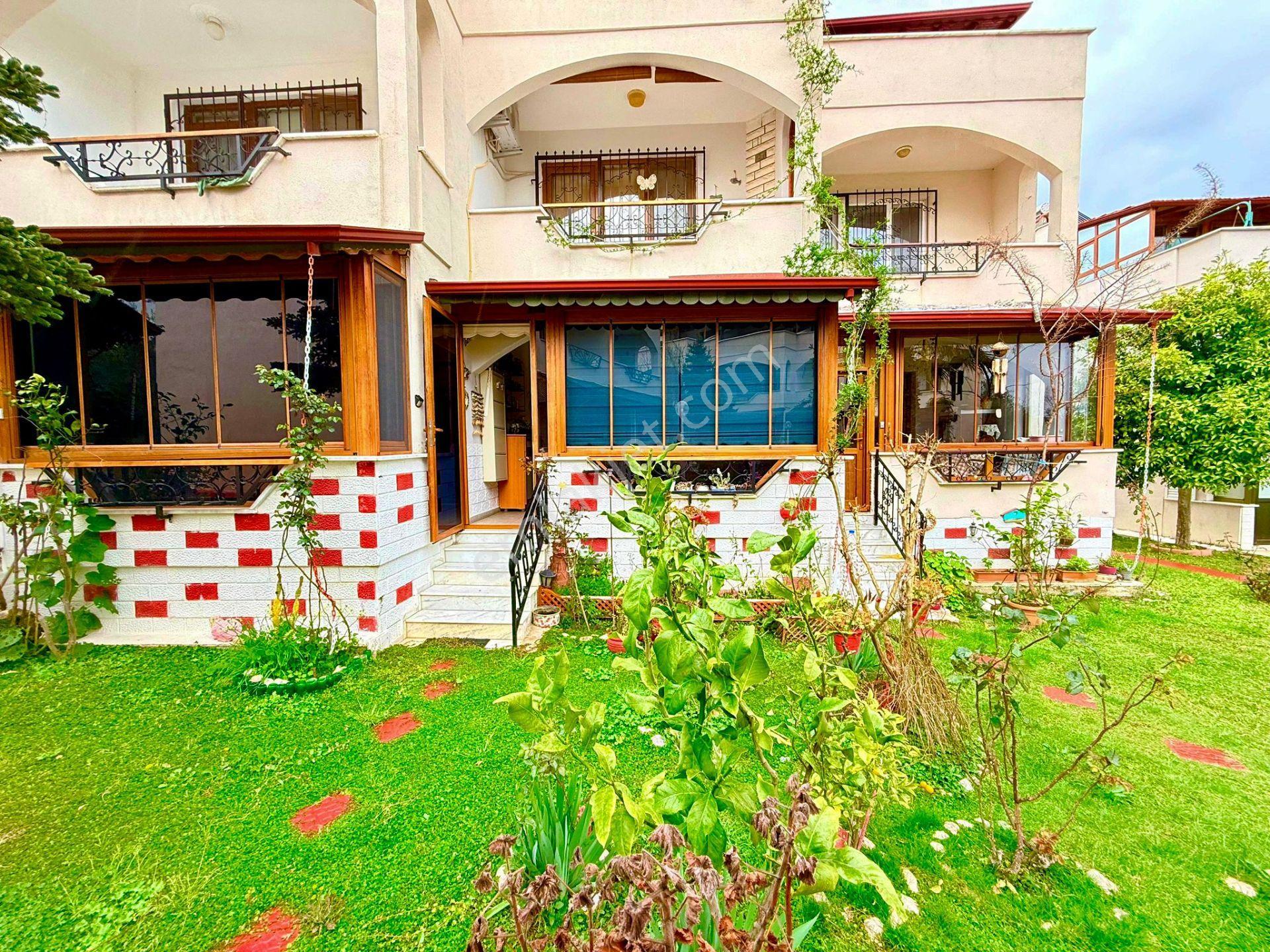 Yükselden Gürede Denize 500 Metre Ful Bakımlı Şömineli 4+1 Villa - Görsel 16