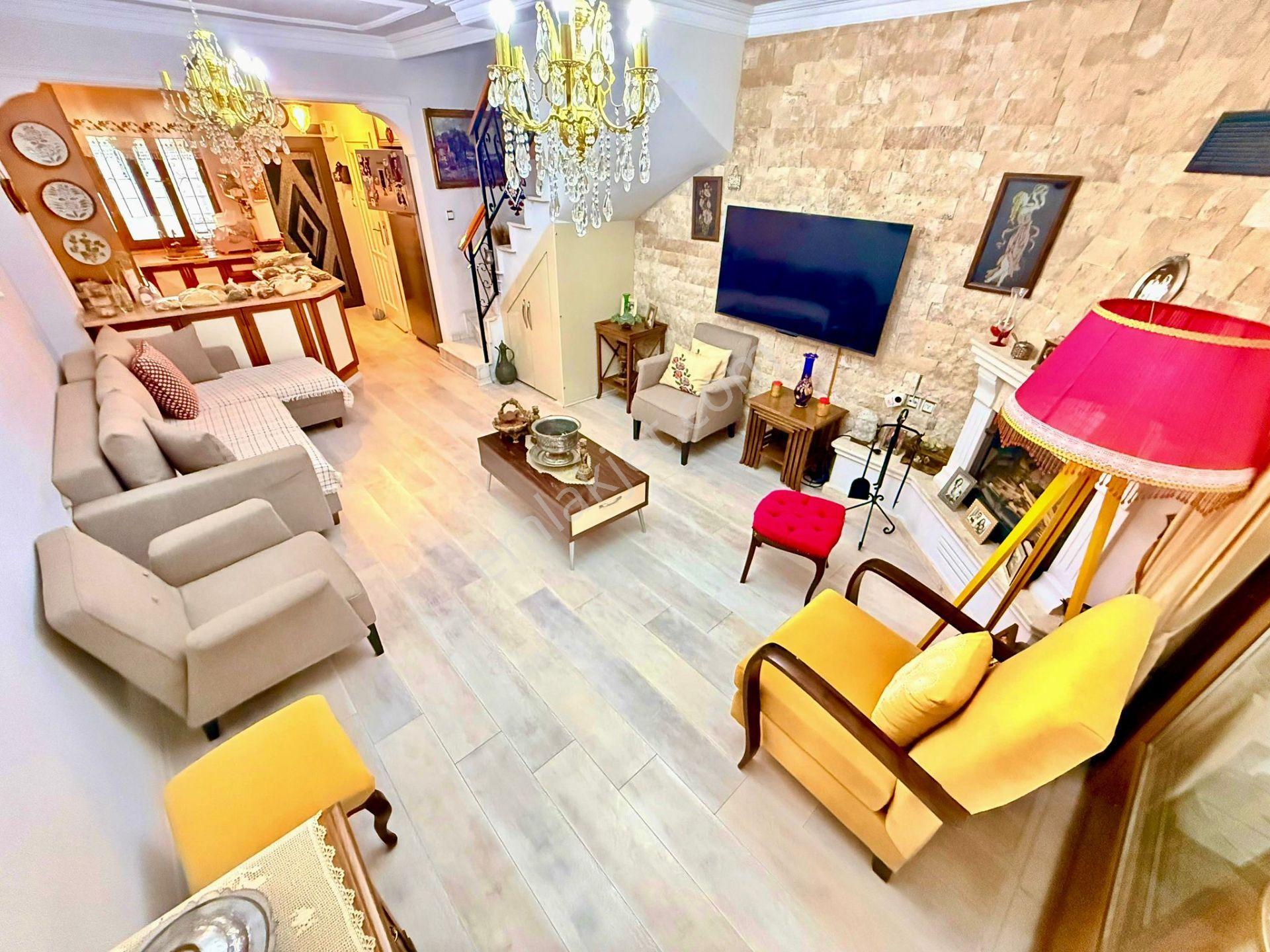 Yükselden Gürede Denize 500 Metre Ful Bakımlı Şömineli 4+1 Villa - Görsel 34