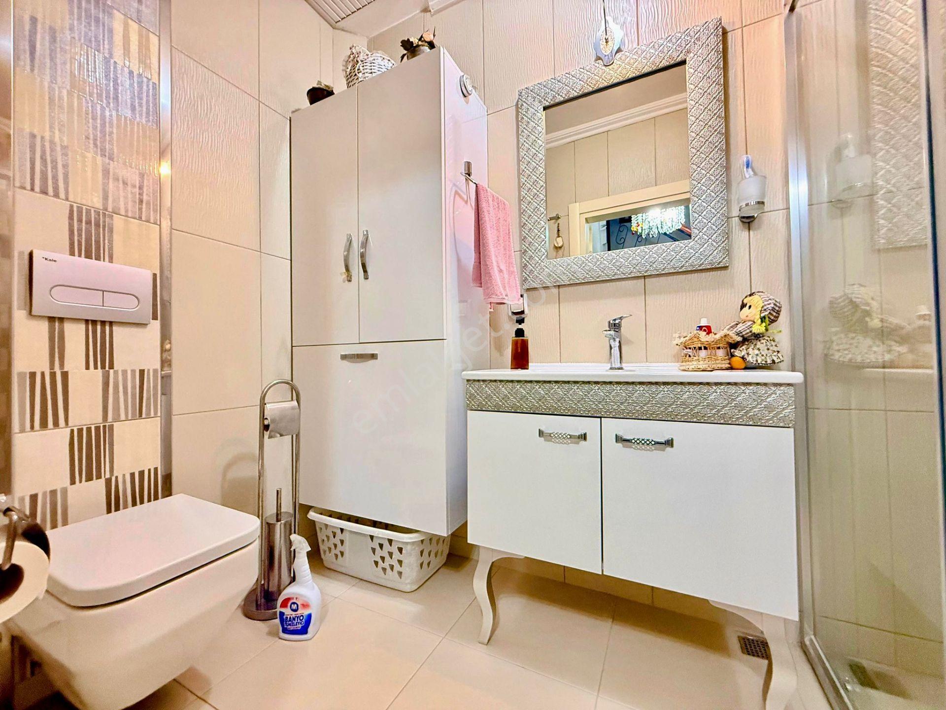 Yükselden Gürede Denize 500 Metre Ful Bakımlı Şömineli 4+1 Villa - Görsel 8