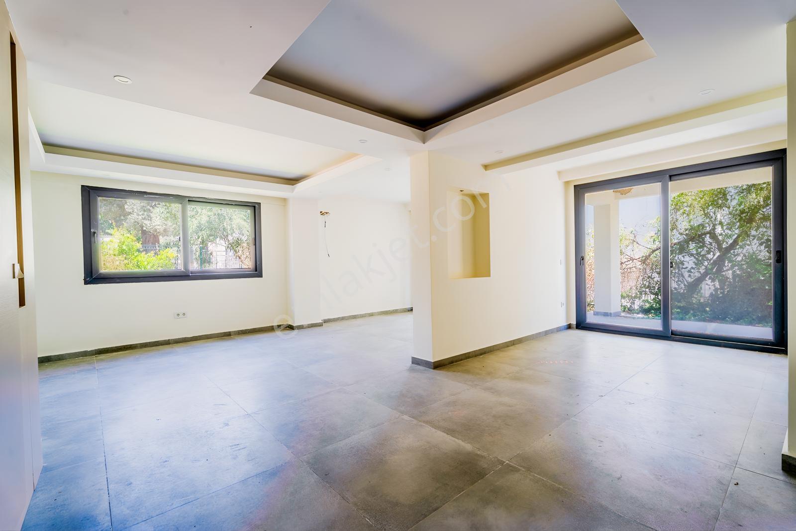 Bodrum Torba'da Satılık Denize Yakın 4+1 Yenilenmiş Villa - Görsel 10