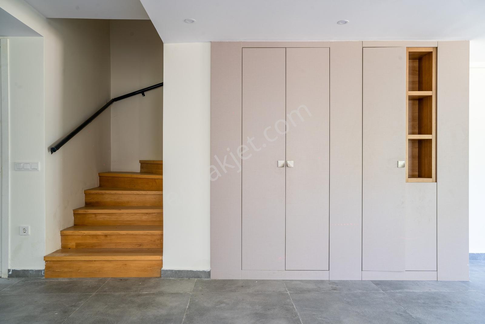 Bodrum Torba'da Satılık Denize Yakın 4+1 Yenilenmiş Villa - Görsel 25