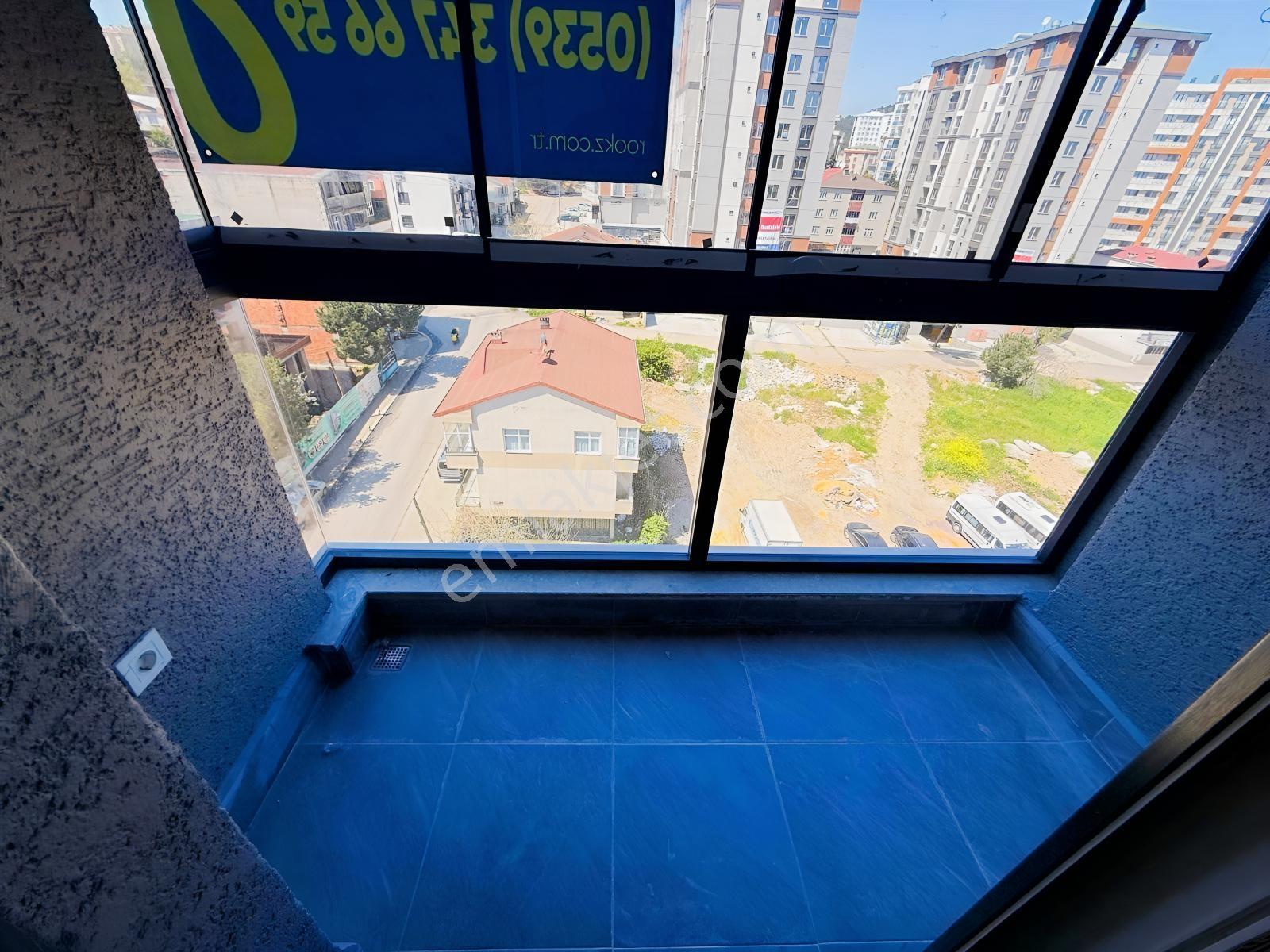 Velibaba Merkezde Site İçi Acil Satılık Manzaralı 2+1 Daire!! - Görsel 32
