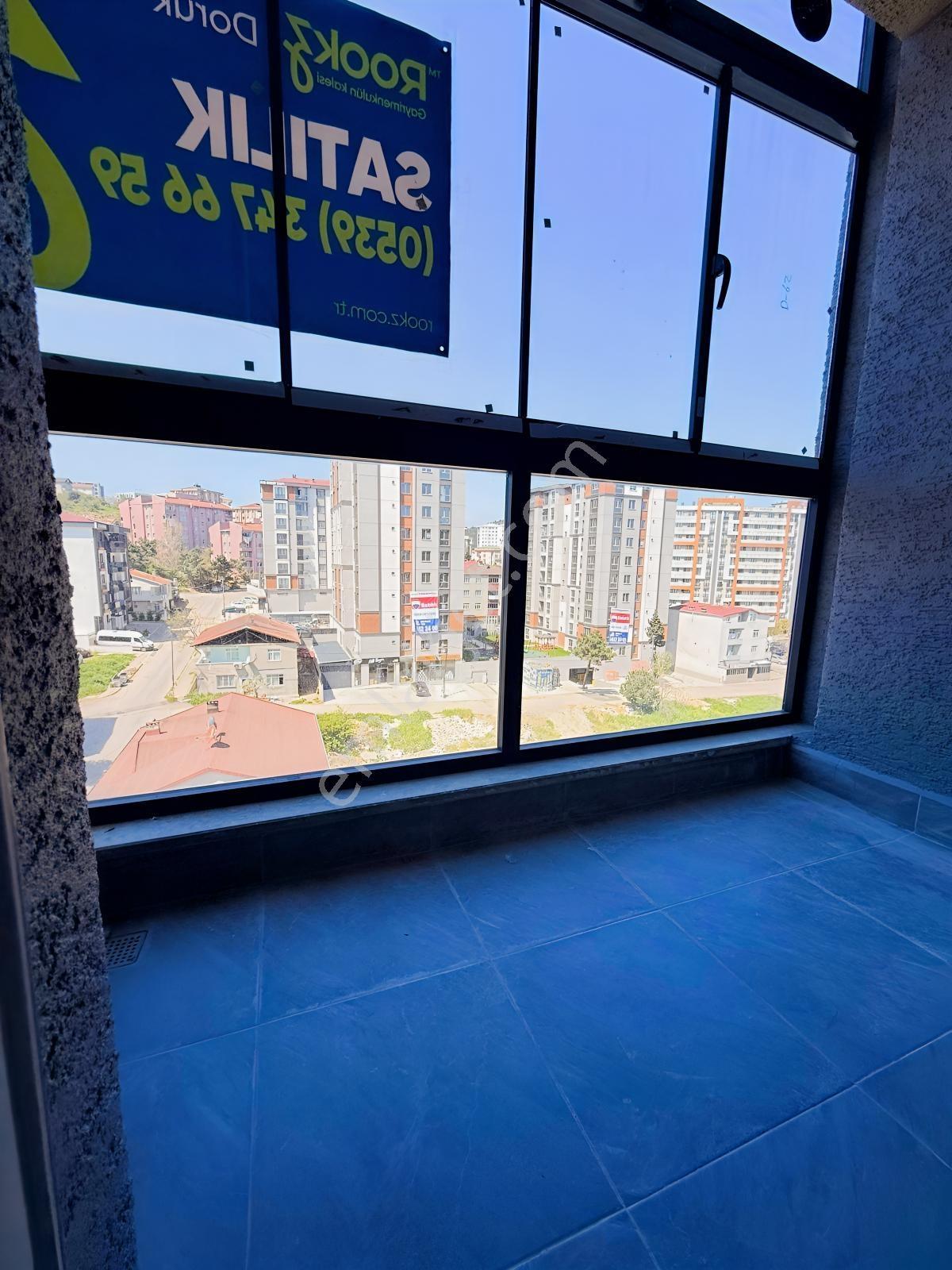 Velibaba Merkezde Site İçi Acil Satılık Manzaralı 2+1 Daire!! - Görsel 23