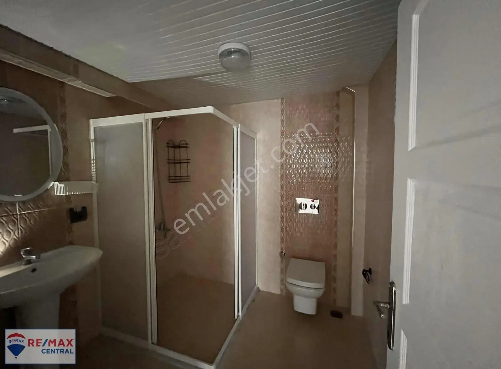 Remax Central'den Mehmet Akif Mahallesin'de 4+1 Kiralık Daire - Görsel 5