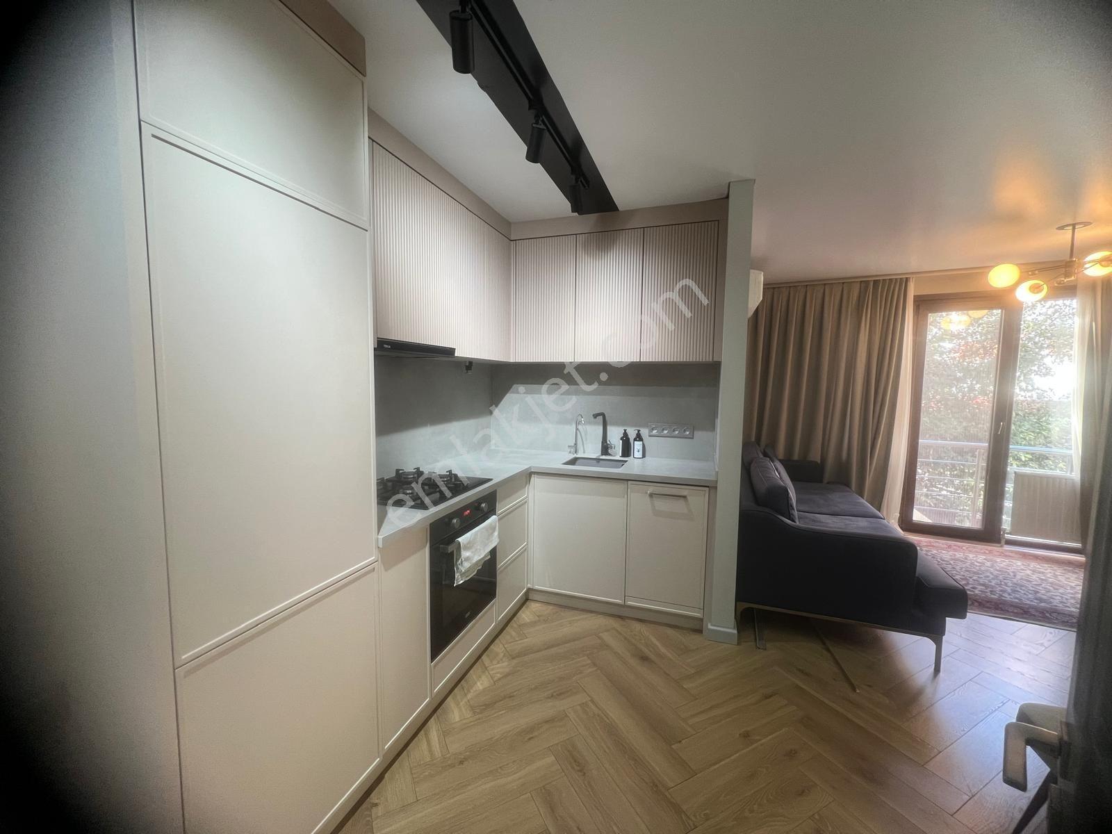 Üsküdar Merkezde Eşyalı Lüx Satılık Daire - Görsel 11