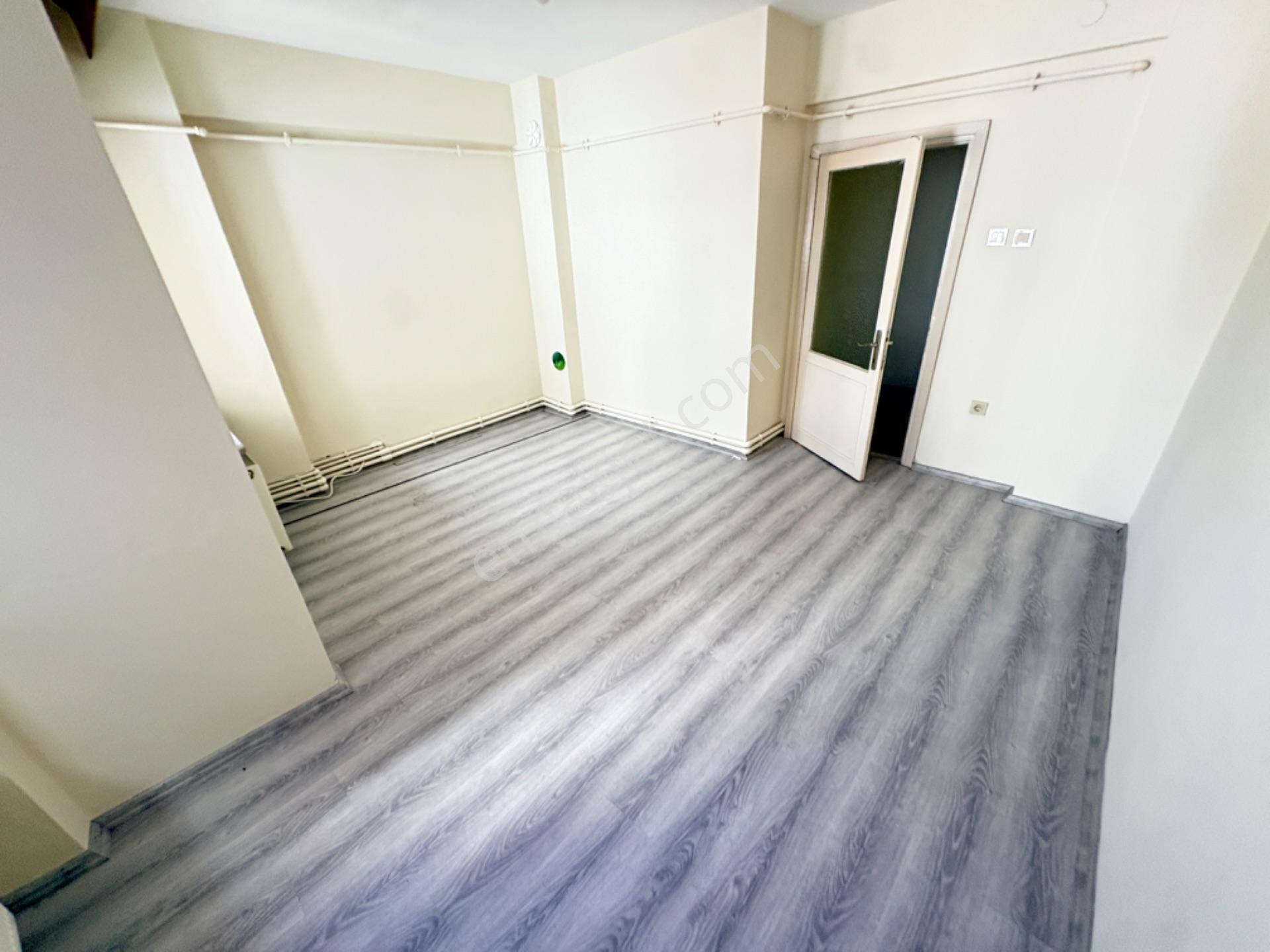 Marmara'dan Eski İstanbul Caddesinde Satılık 3+1 Daire - Görsel 3