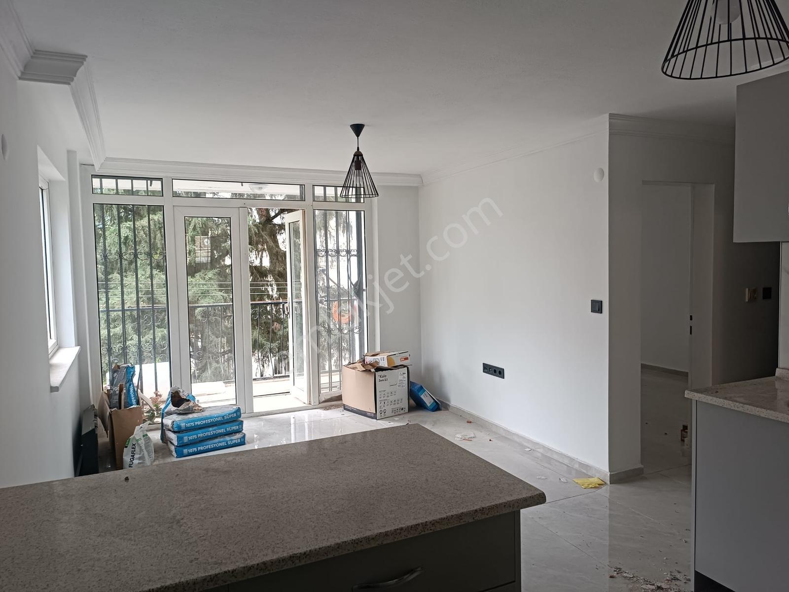 Sarıana Da Kıralık 1 Oda Salon Sık Ve Masrafsız Daıre - Görsel 9