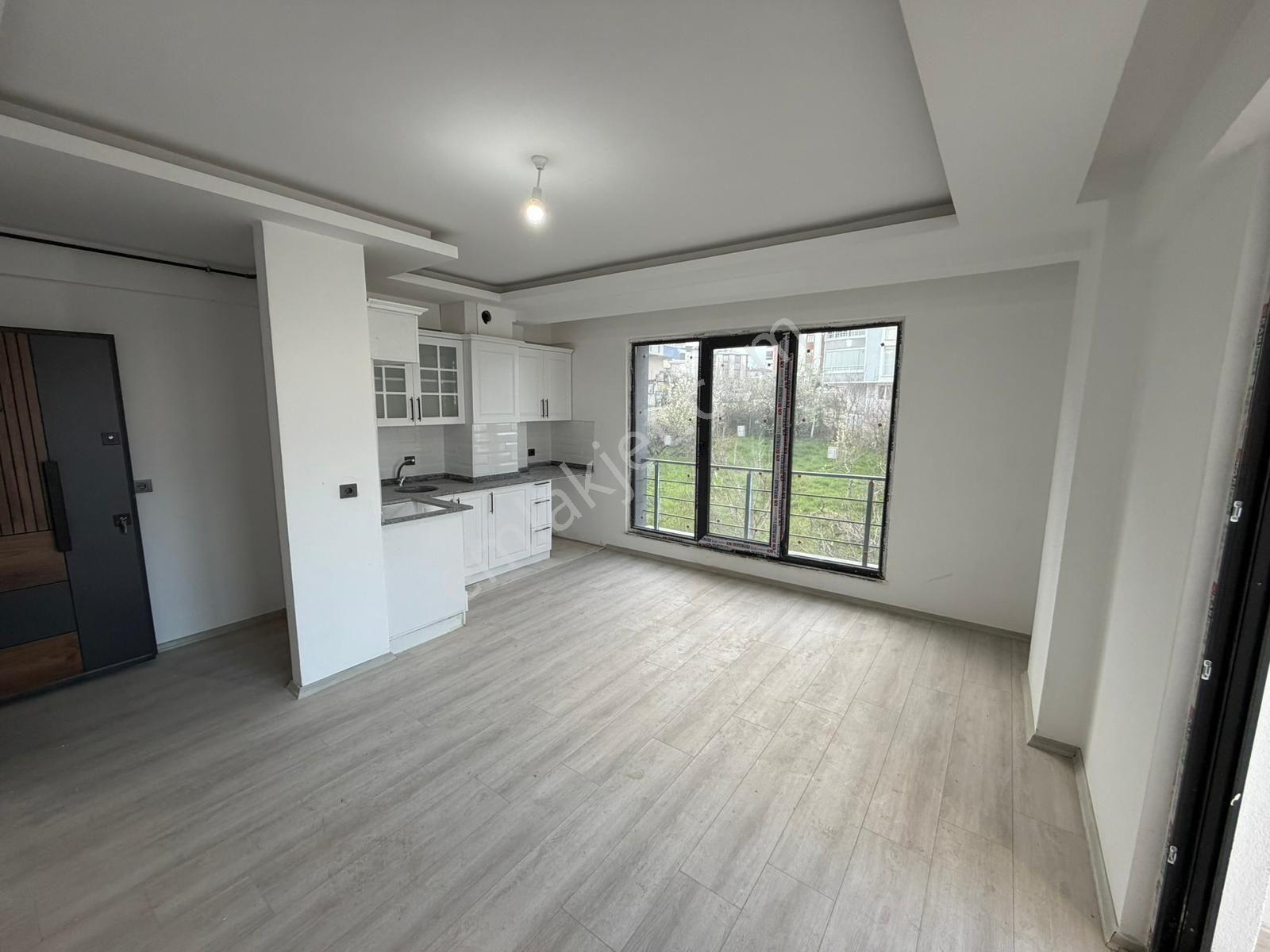 Evim-nur'dan Körfez Mh 1+1 55m2 Deniz Manzaralı Tramvaya Yakın Kiralık Daire - Görsel 4