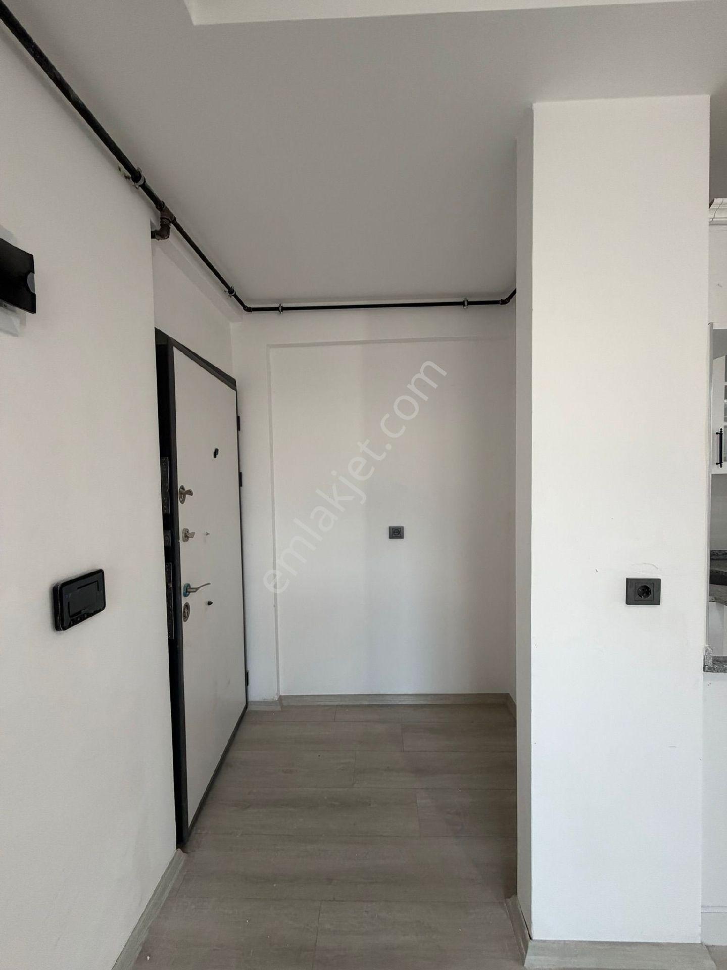 Evim-nur'dan Körfez Mh 1+1 55m2 Deniz Manzaralı Tramvaya Yakın Kiralık Daire - Görsel 16