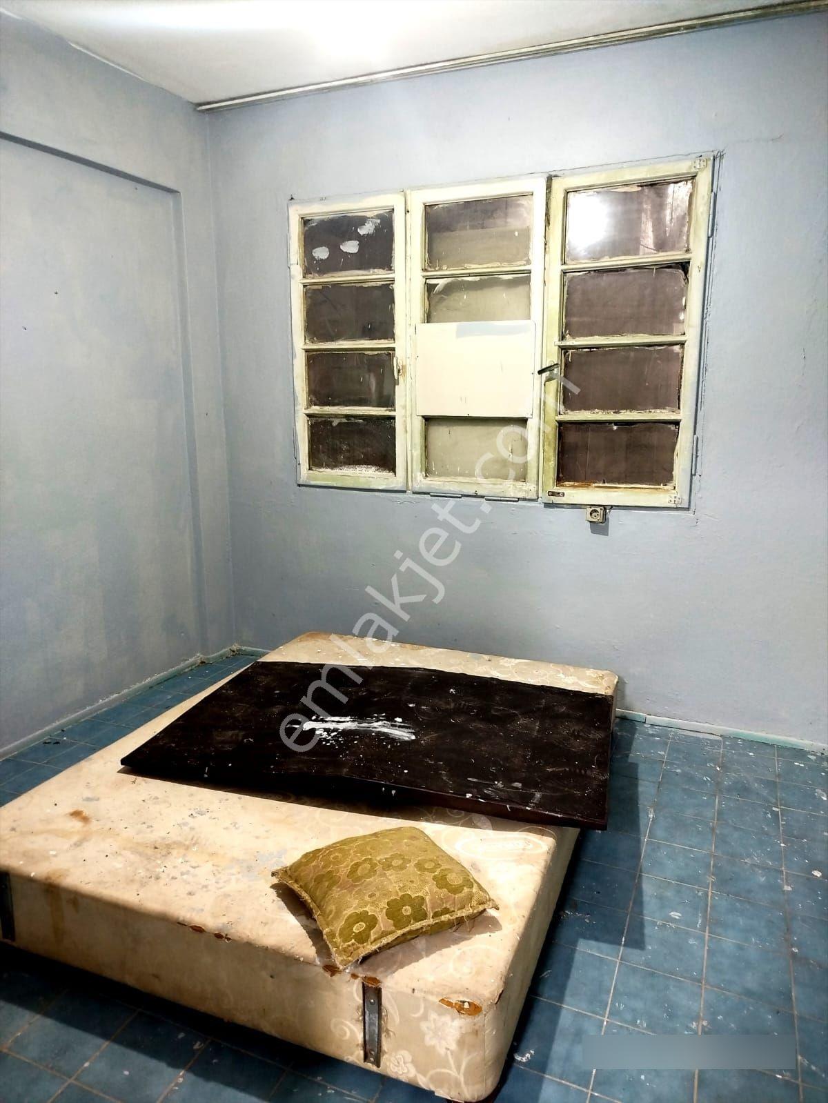 İzmir Buca İnönü Mah 3+1 150 Mk Ucuz Ayrı Mutfak Bahçeli Geniş Kiralık Daire - Görsel 4