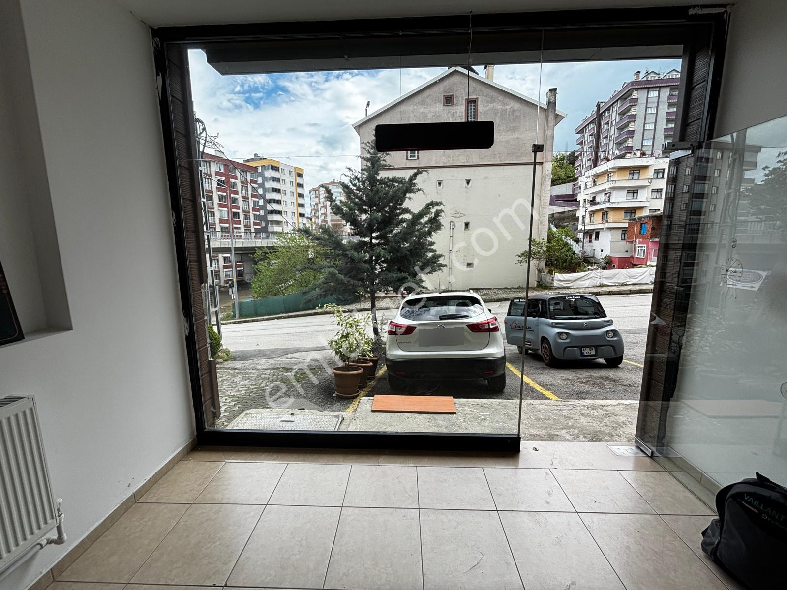 Deha Emlaktan Kiralık Dükkan Yaylacıkta - Görsel 8