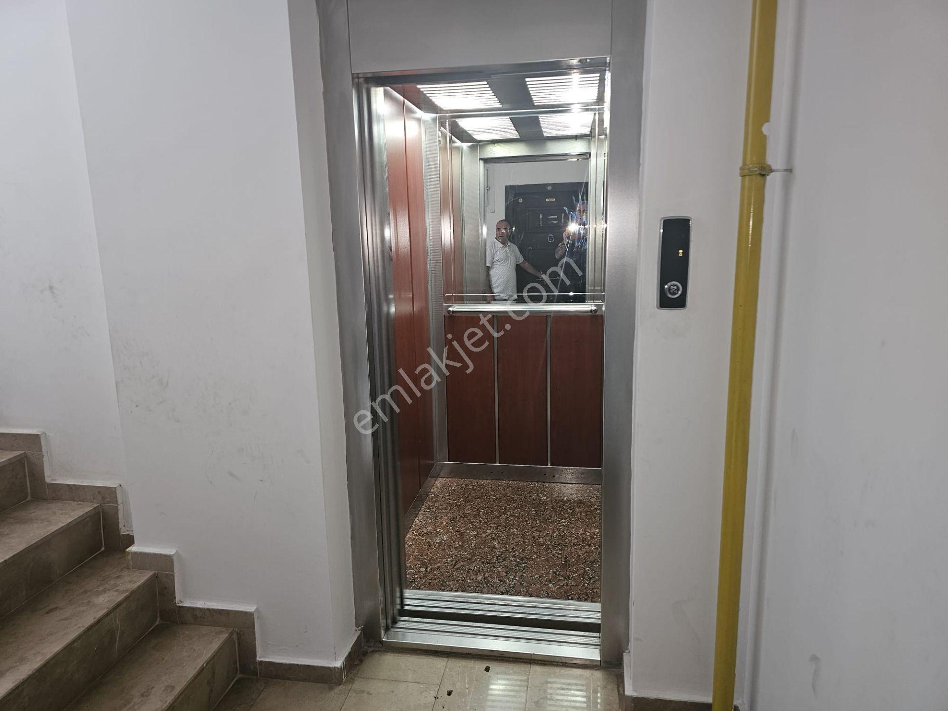 Arve'den Menteş'de 4 Cepheli,doğalgazlı Bakımlı 3+1 Daire - Görsel 20