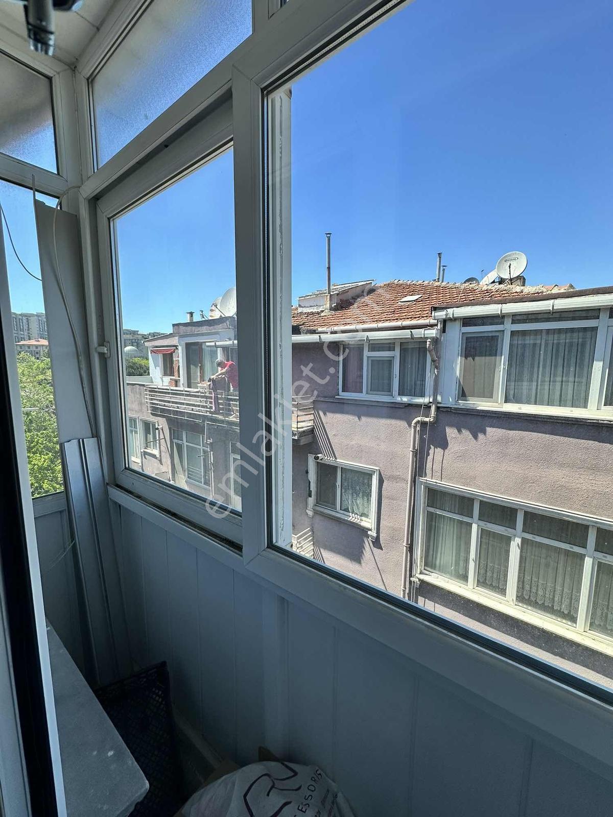 Engin Erdem'den Merter Mete Sokakta 3+1 Temiz Kiralık Daire! - Görsel 29