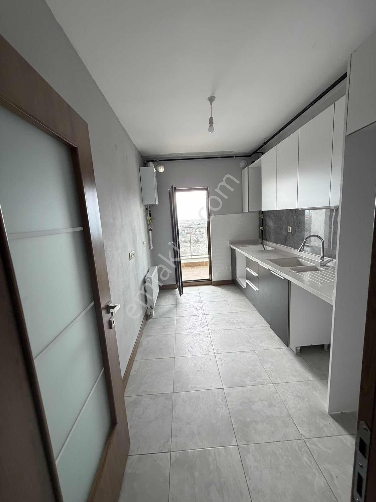 Beybes Tokide Kiralık Arakat 2+1 Daire - Görsel 6