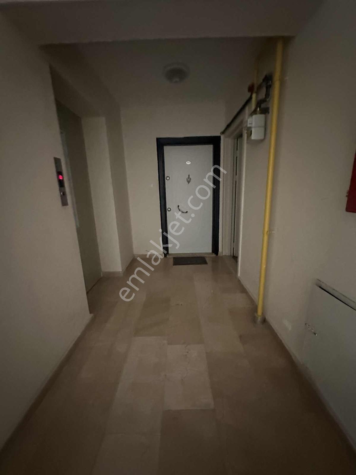 Truva'dan Atakent Mah.-merkezi Konum-kapalı Mutfak Kiralık 3+1 - Görsel 14