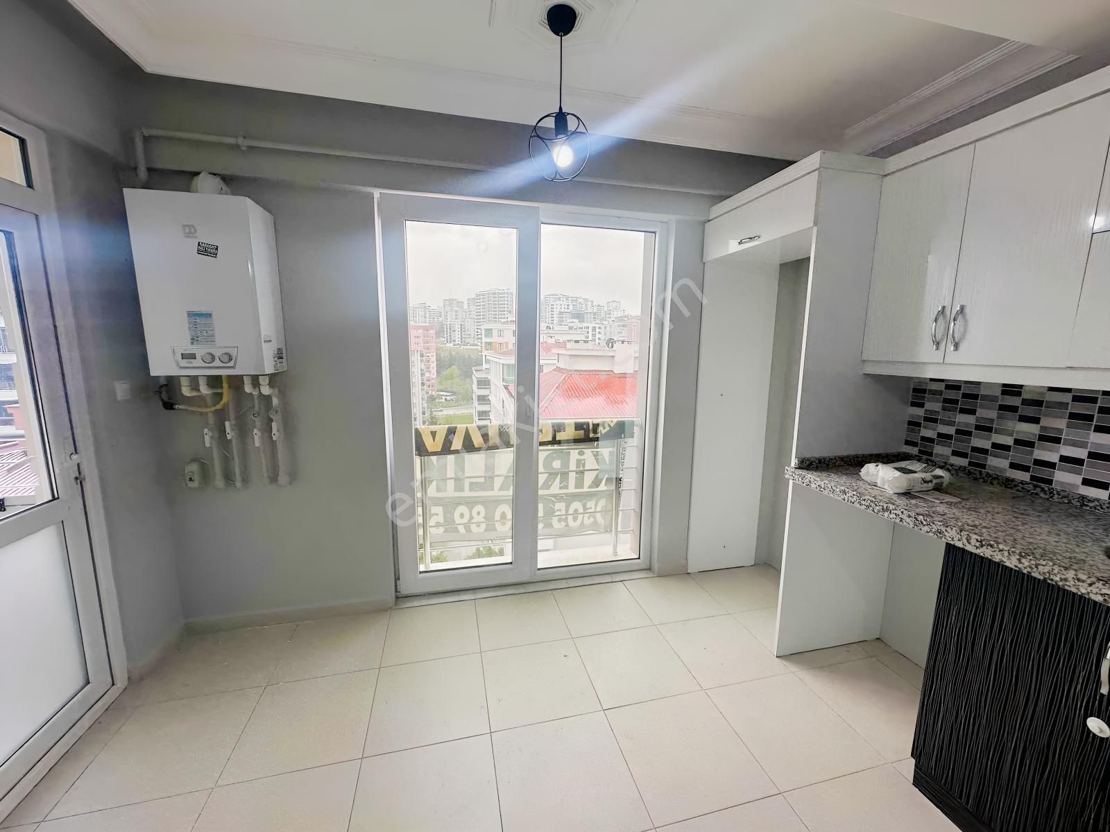 Truva'dan Atakent Mah.-merkezi Konum-kapalı Mutfak Kiralık 3+1 - Görsel 26