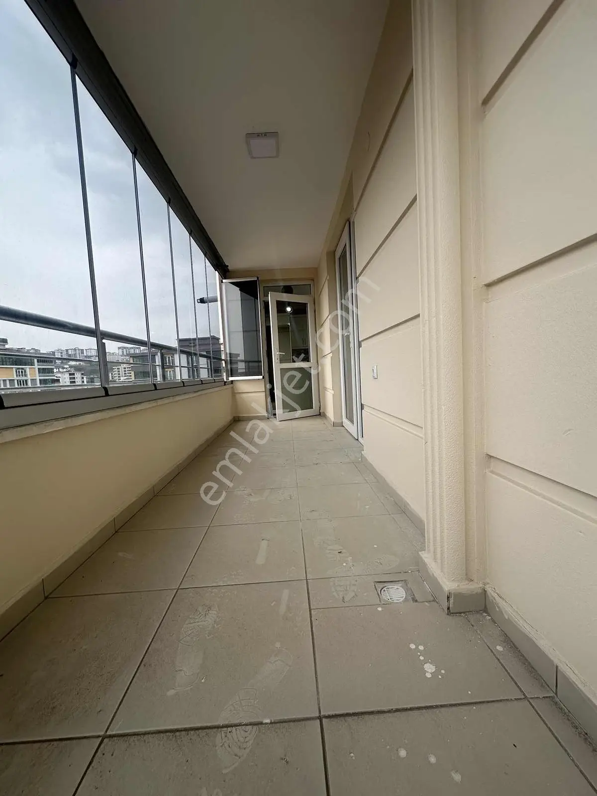 Truva'dan Atakent Mah.-merkezi Konum-kapalı Mutfak Kiralık 3+1 - Görsel 4