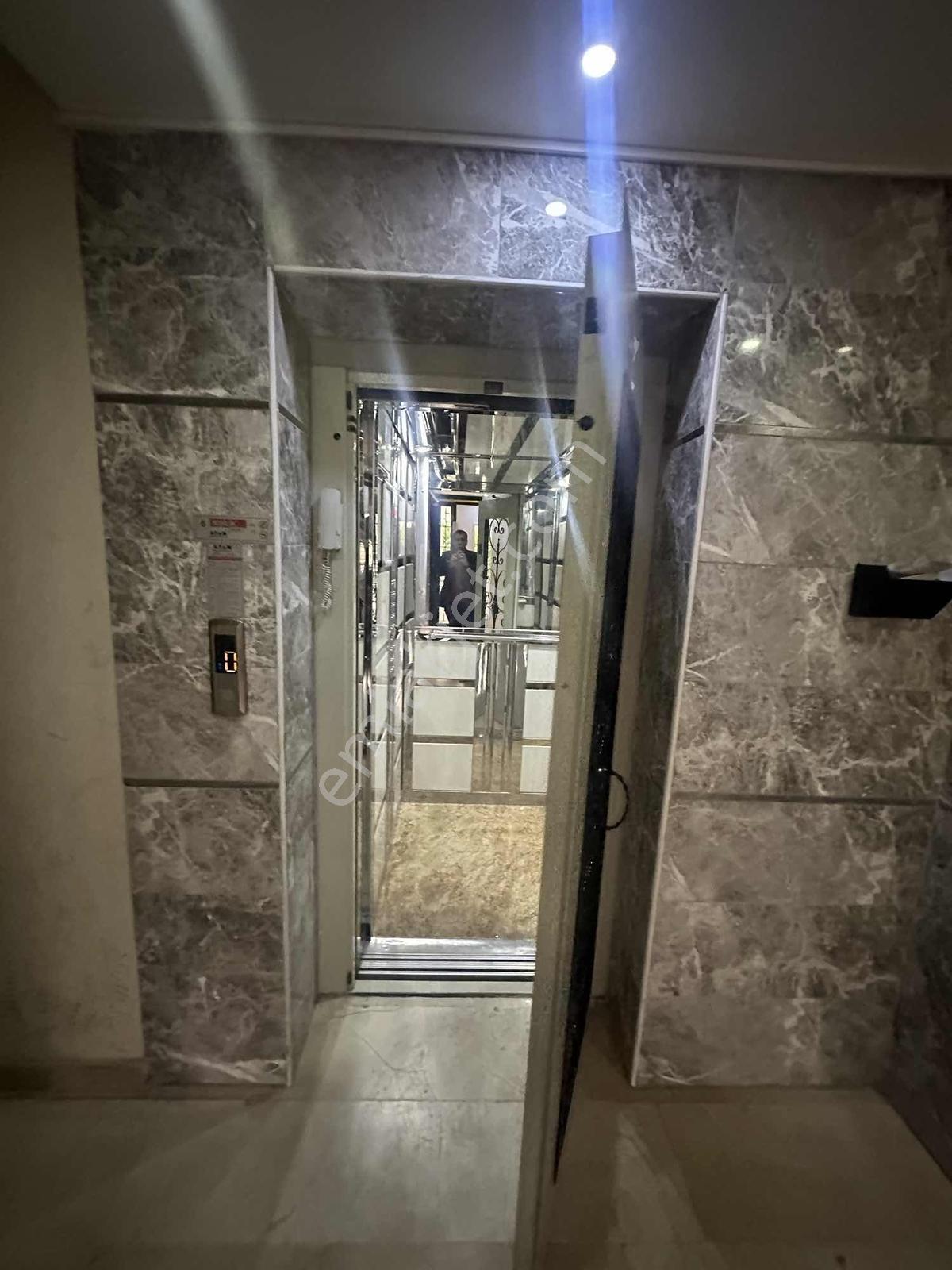 Truva'dan Atakent Mah.-merkezi Konum-kapalı Mutfak Kiralık 3+1 - Görsel 23