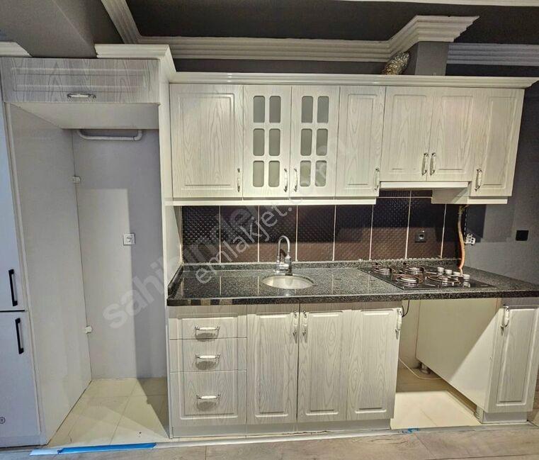 Karasu Yalı Mah Geniş 2+1 Krediye Uygun Cam Balkonlu Ara Kat - Görsel 3