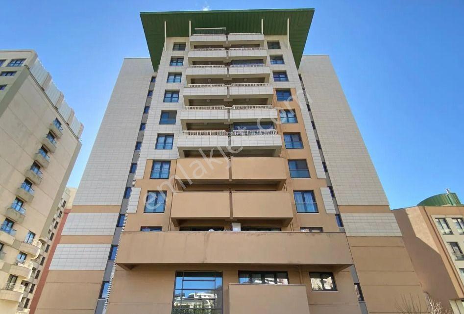 Sinpaş Altın Oran Göl Evlerinde 1+1 Eşyalı Satılık Daire