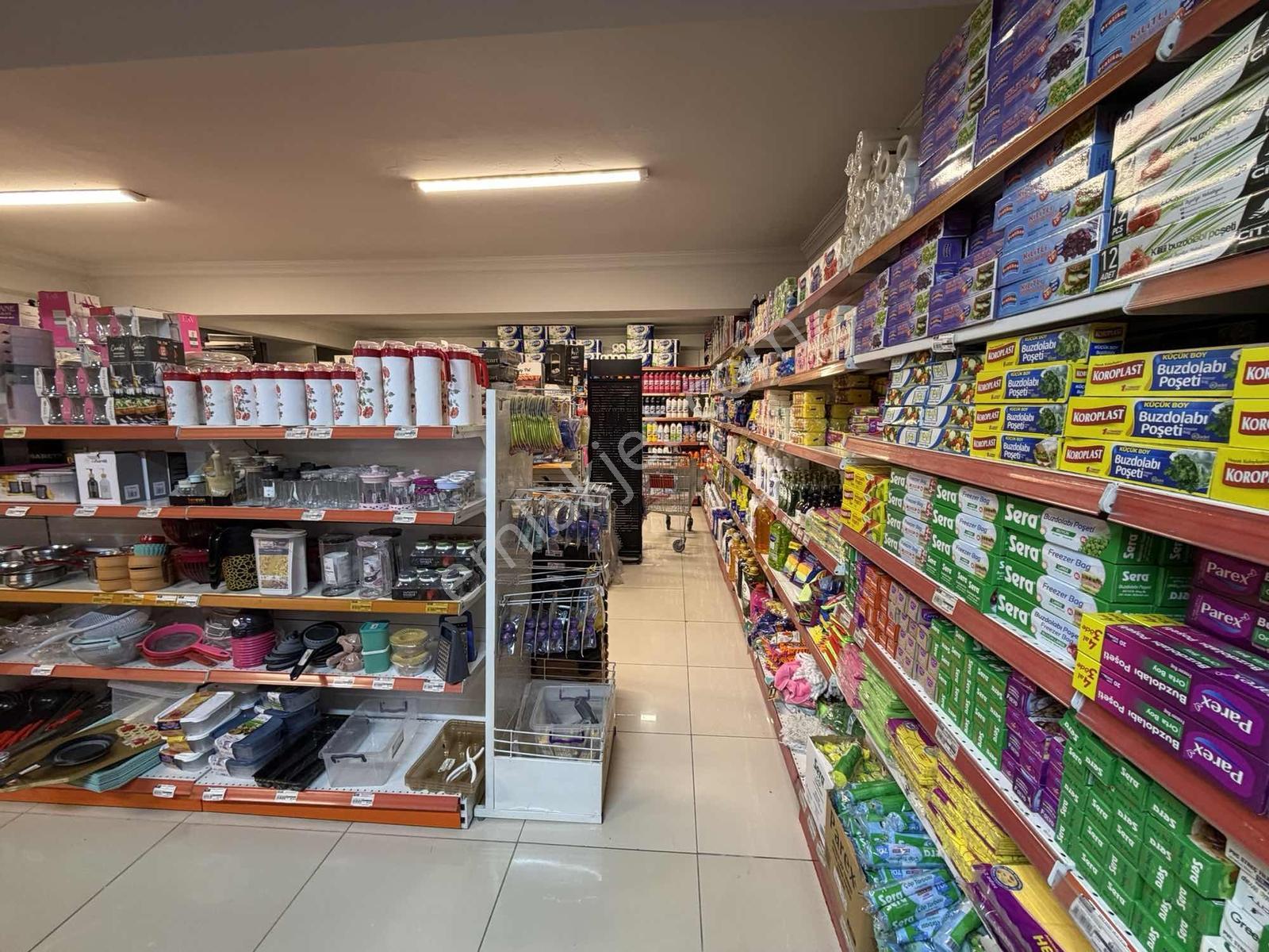 Trabzon Yomra Sahil Yolu Üzerinde Devren Kiralık Market - Görsel 9