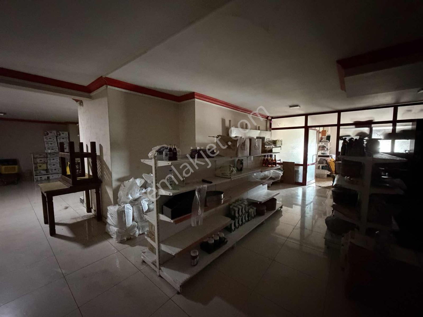 Trabzon Yomra Sahil Yolu Üzerinde Devren Kiralık Market - Görsel 29