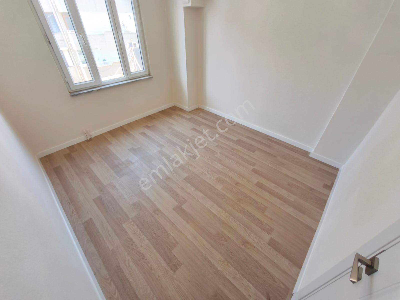 ▇akçay'ın Merkezinde Arakat Full Yapılı Geniş Balkonlu 2+1 Daire - Görsel 4