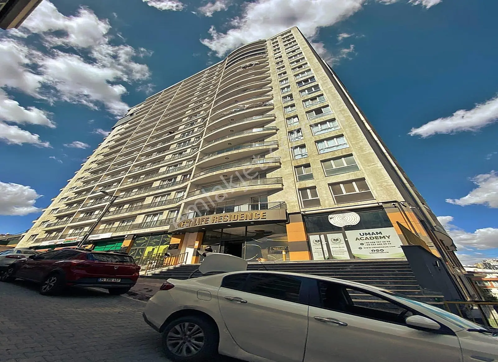 Lüks Site Konseptinde Full Eşyalı 1+1 Kiralık Daire - Görsel 2