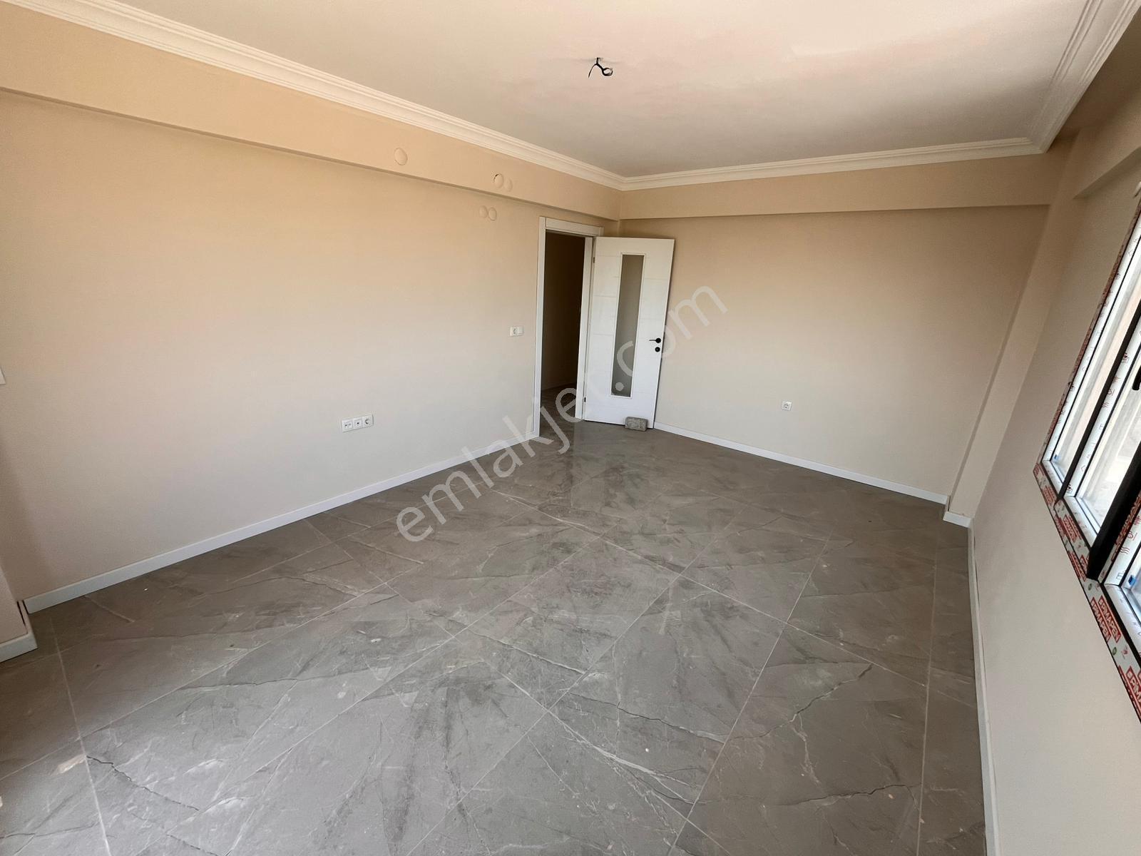 Akgedik Zeki Emlak'tan Manisa Akgedik Mahallesinde Site İçinde Satılık 2+1 Kapalı Mutfak Daire - Görsel 6