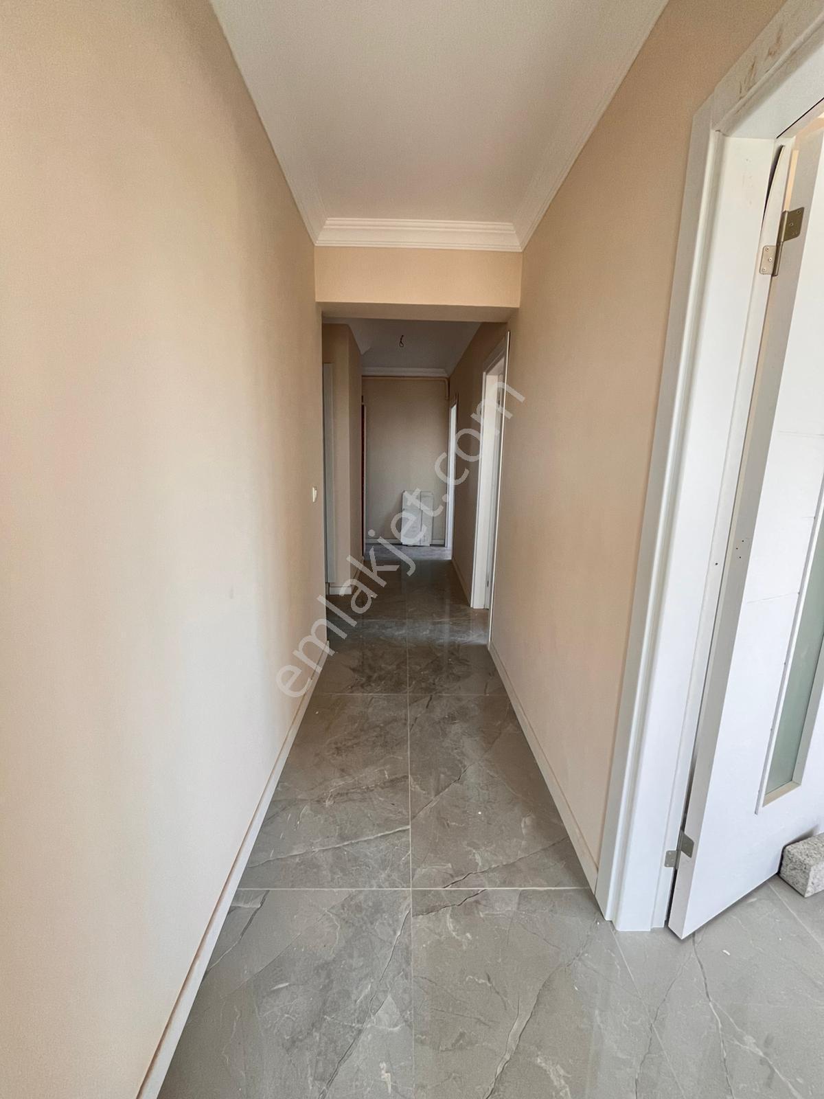 Akgedik Zeki Emlak'tan Manisa Akgedik Mahallesinde Site İçinde Satılık 2+1 Kapalı Mutfak Daire - Görsel 23