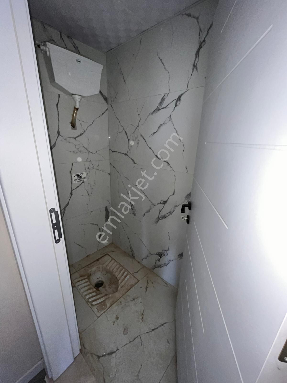 Akgedik Zeki Emlak'tan Manisa Akgedik Mahallesinde Site İçinde Satılık 2+1 Kapalı Mutfak Daire - Görsel 34