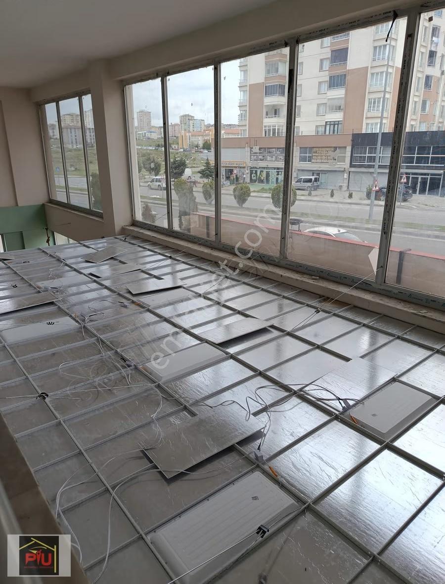 Serkentte Dev Cepheli 480 M² Kiracılı Satılık Ticari Dükkân - Görsel 7