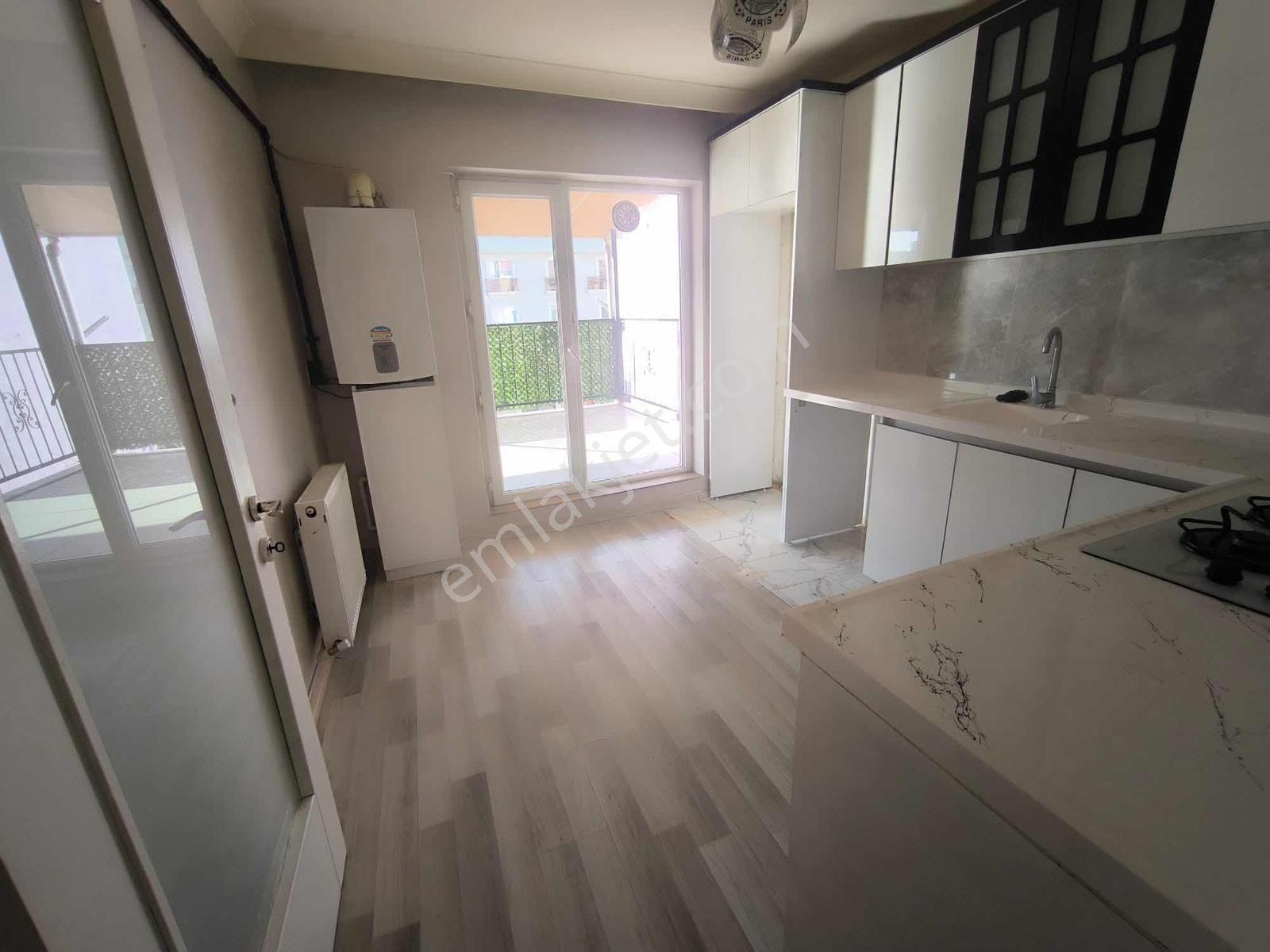 Villa Parsellerinde Geniş Balkonlu Satılık 3+1 Uygun Fiyat!!!!! - Görsel 23