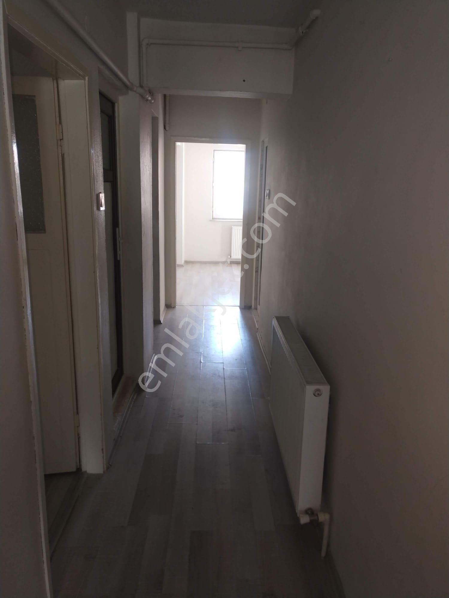 Bursa Yıldırım Kurtuluş Cad. Üzeri 90 M2 Kat:3 Acil - Hesaplı - Ferah Satılık Daire - Görsel 12