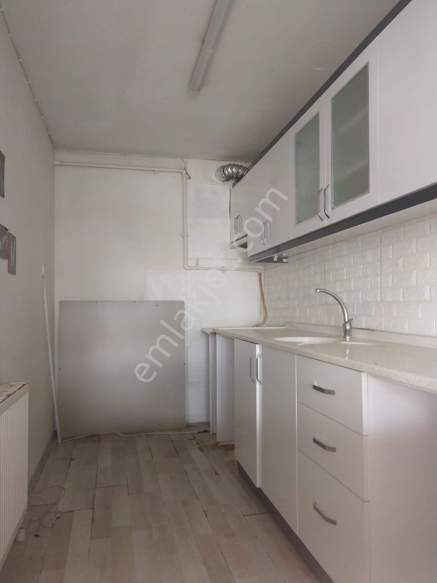 Bursa Yıldırım Kurtuluş Cad. Üzeri 90 M2 Kat:3 Acil - Hesaplı - Ferah Satılık Daire - Görsel 26