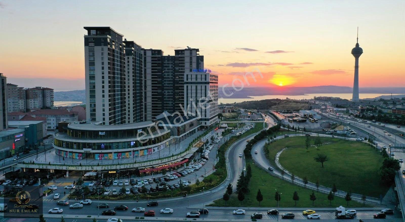 Fırst Avenue İstanbulda Deniz Manzaralı Lüks 3+1 Daire