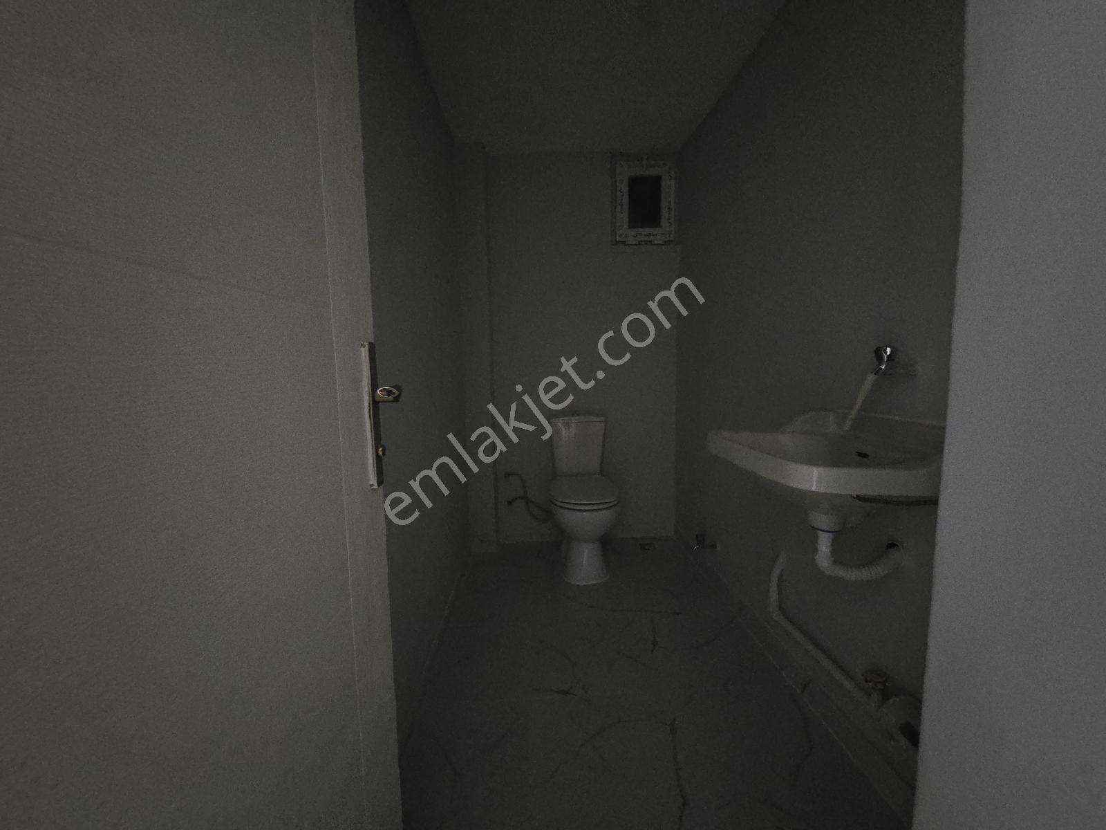 Rw Nest'ten Yunus Emre Caddesi Üzeri Kiralık 3+1 Daire - Görsel 17