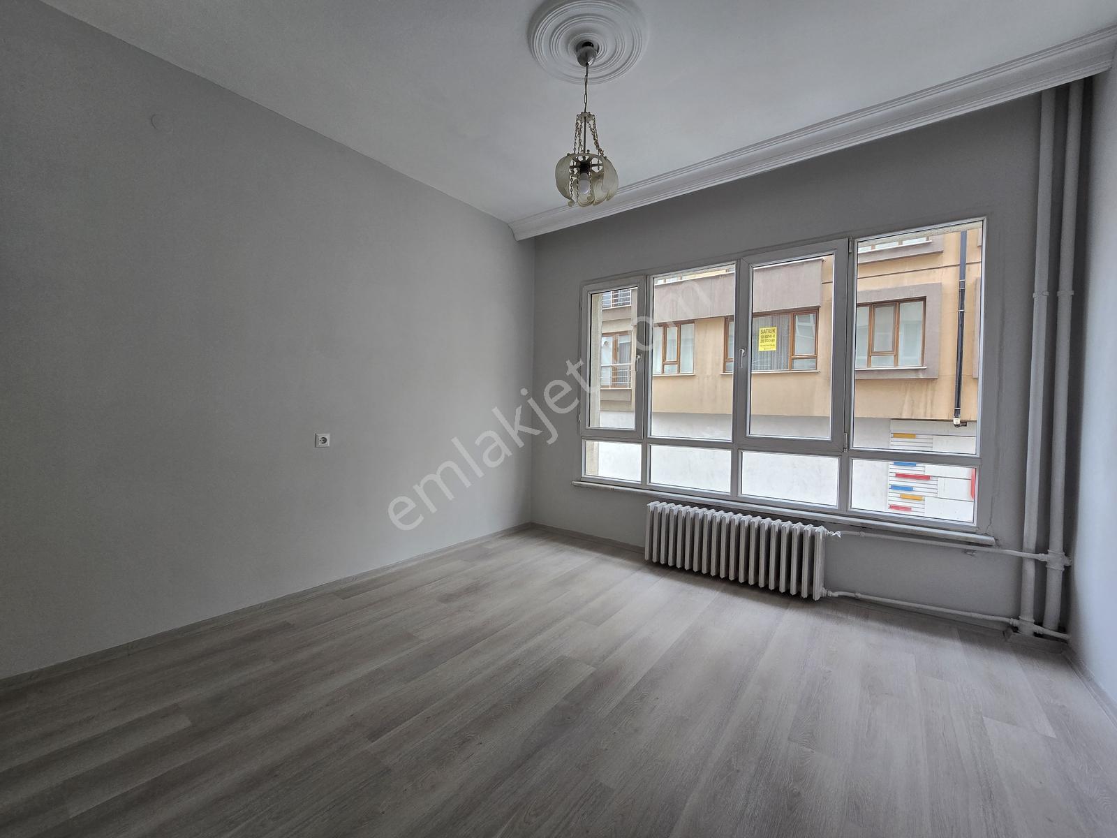 Rw Nest'ten Yunus Emre Caddesi Üzeri Kiralık 3+1 Daire - Görsel 3