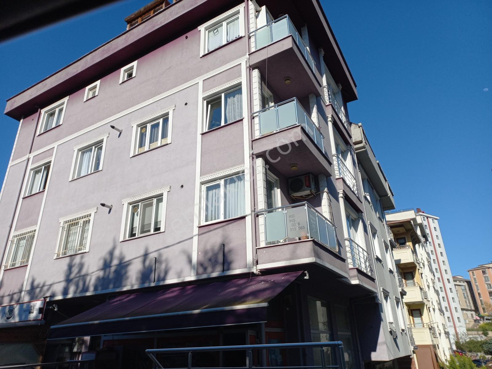 Finans Merkezine Yakın Genç Binada Fırsat Daire - Görsel 13