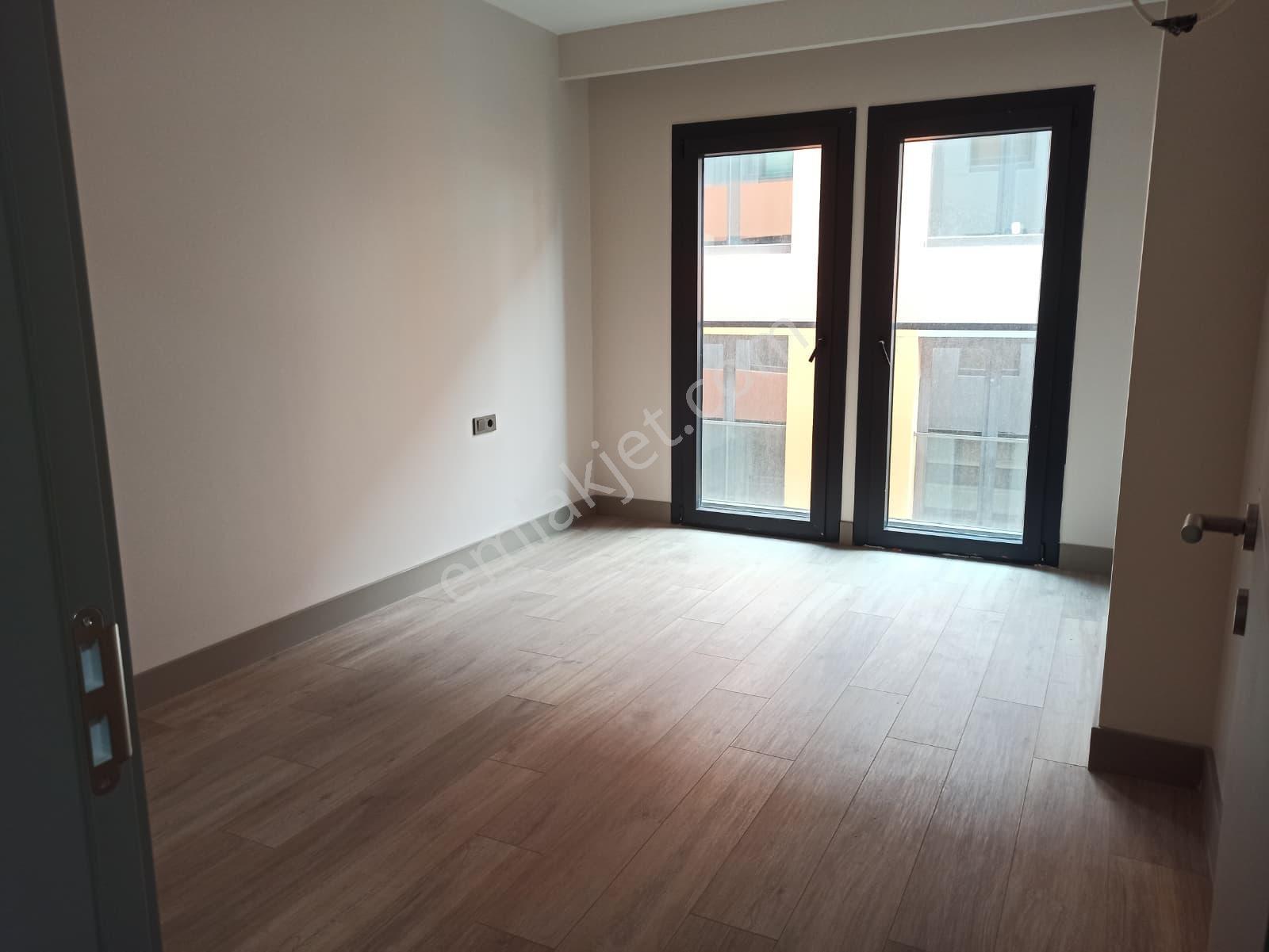 Anka Birleşik Emlakçılar'dan Altınköy Sitesi2 3+1 Çamlıca Cephe - Görsel 12